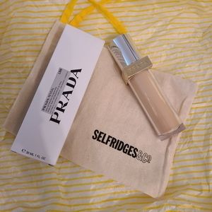 Prada foundation LN5